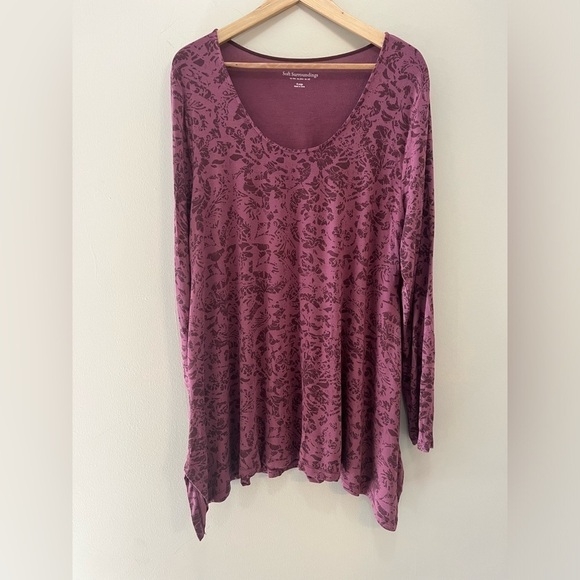 Soft Surroundings Tops - Soft Surroundings Tunic Pullover Top Floral Eggplant purple 6” Side Vs sz XL